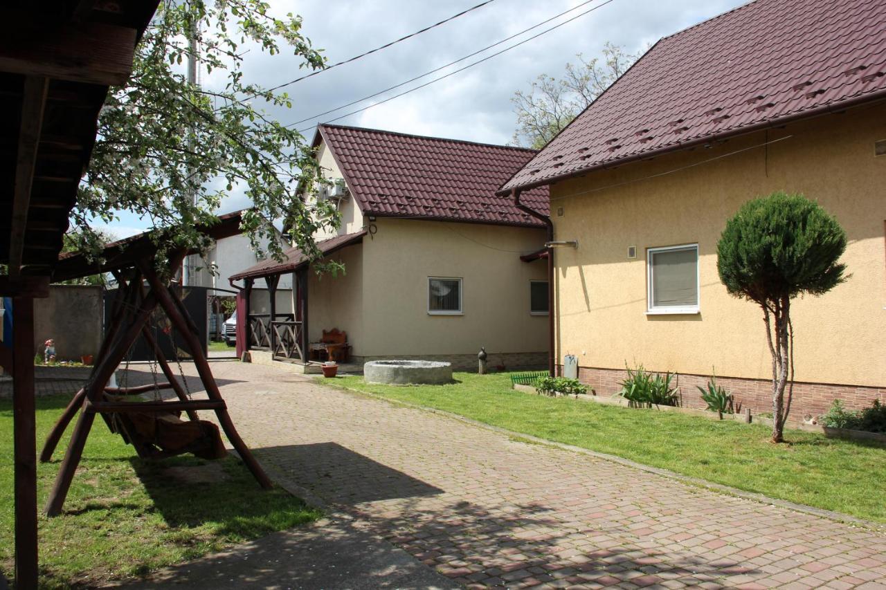 Роман Bereg Exterior foto