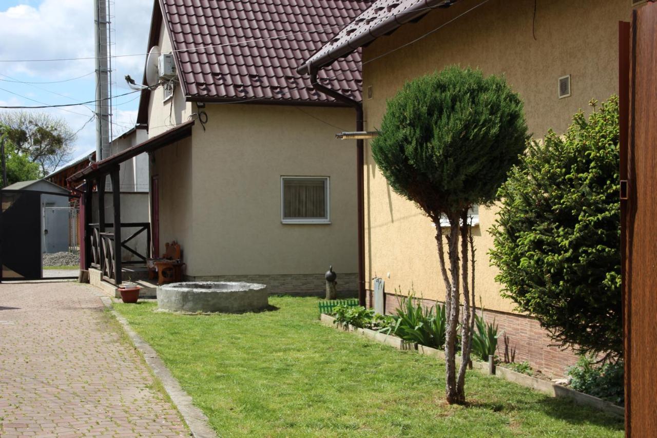 Роман Bereg Exterior foto
