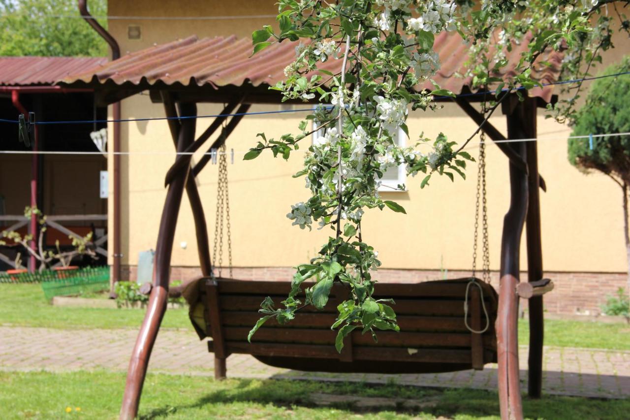 Роман Bereg Exterior foto